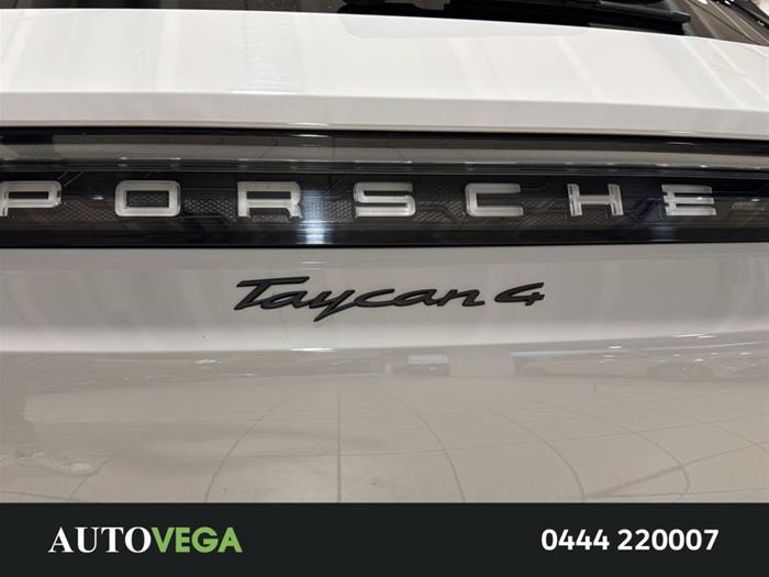 AutoVega - PORSCHE Taycan | ID 36281