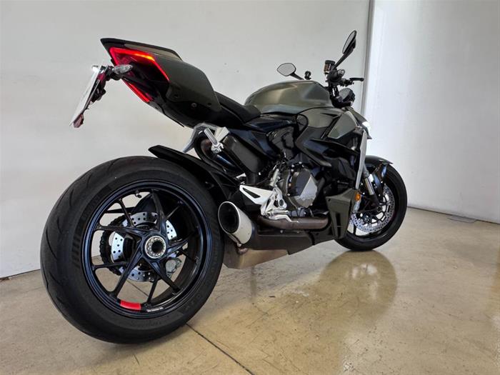AutoVega - DUCATI Streetfighter | ID 36454