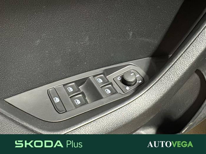 AutoVega - SKODA Karoq | ID 36493