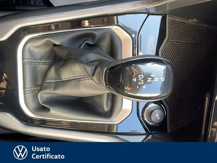 AutoVega - VOLKSWAGEN T-Roc | ID 36501