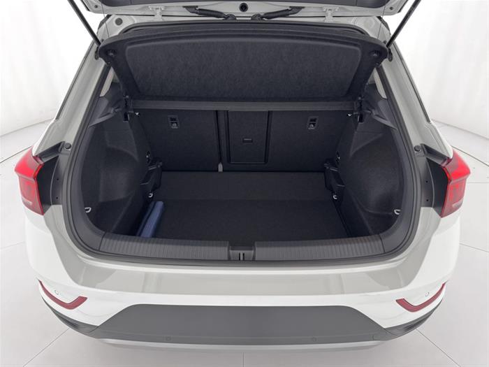 AutoVega - VOLKSWAGEN T-Roc | ID 36544