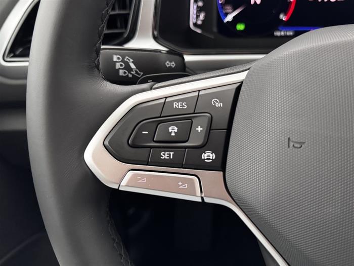 AutoVega - VOLKSWAGEN T-Roc | ID 36544