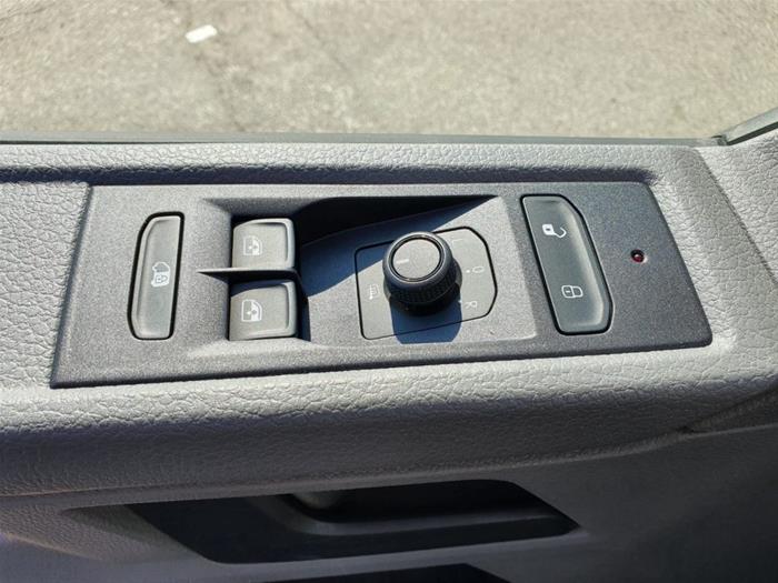 AutoVega - VOLKSWAGEN Transporter | ID 15591