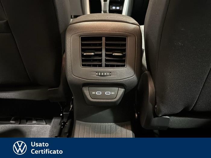AutoVega - VOLKSWAGEN T-Roc | ID 32198