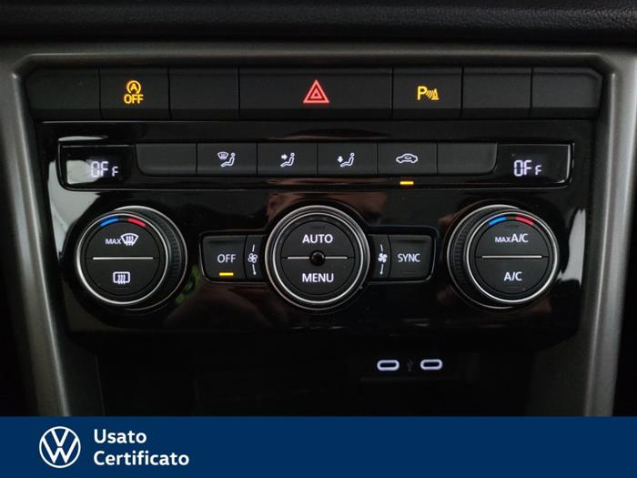 AutoVega - VOLKSWAGEN T-Roc | ID 32251