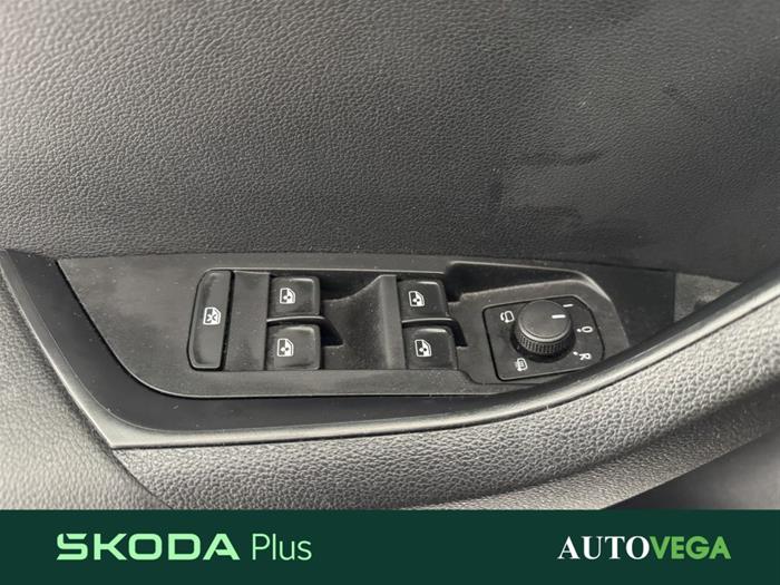 AutoVega - SKODA Karoq | ID 33667