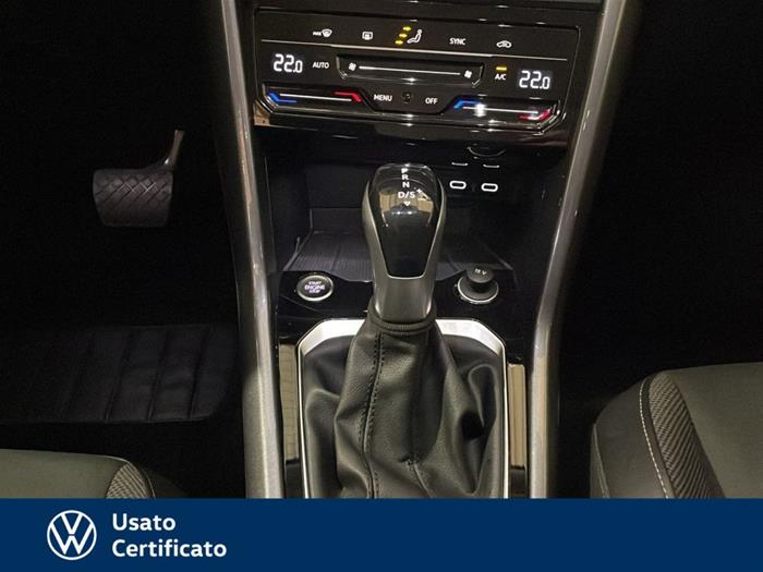 AutoVega - VOLKSWAGEN T-Roc | ID 34108