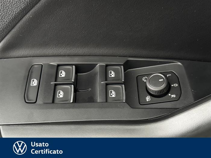 AutoVega - VOLKSWAGEN T-Cross | ID 34331