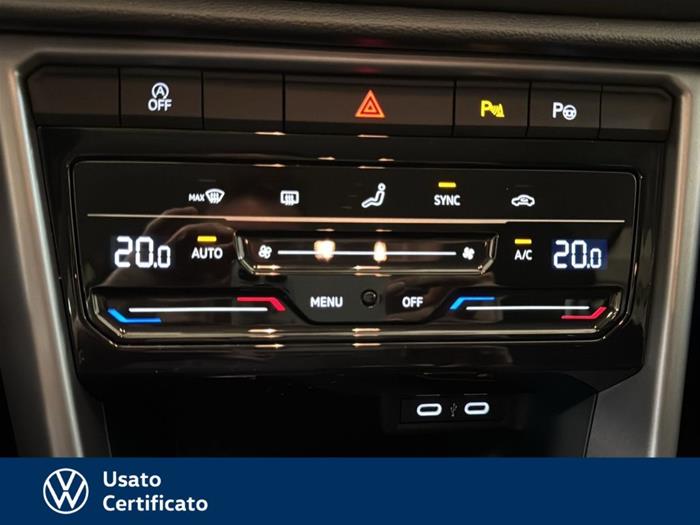 AutoVega - VOLKSWAGEN T-Roc | ID 34960