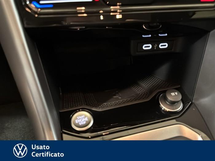 AutoVega - VOLKSWAGEN T-Roc | ID 34960