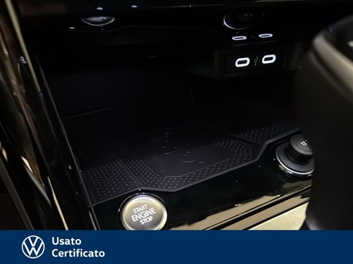 AutoVega - VOLKSWAGEN T-Roc | ID 34962