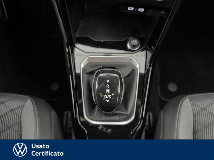 AutoVega - VOLKSWAGEN T-Roc | ID 35679