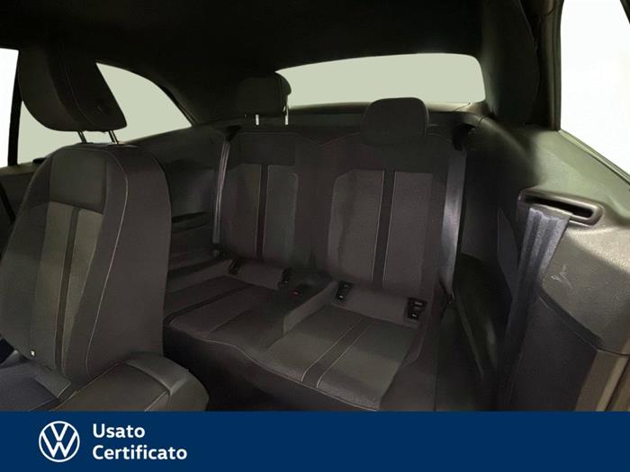 AutoVega - VOLKSWAGEN T-Roc | ID 35753