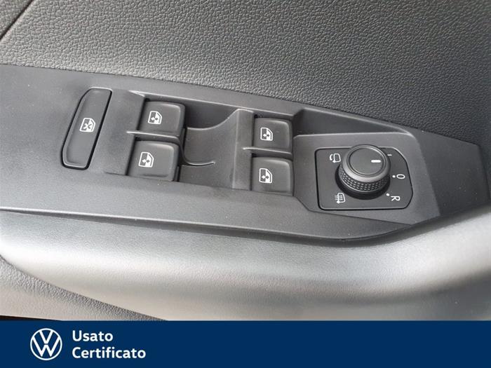 AutoVega - VOLKSWAGEN T-Cross | ID 35768