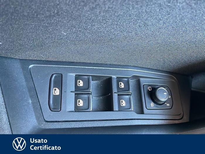 AutoVega - VOLKSWAGEN T-Roc | ID 36915