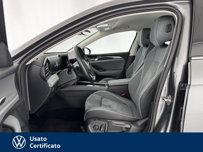 AutoVega - VOLKSWAGEN Passat | ID 37035