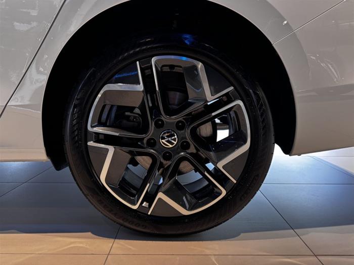 AutoVega - VOLKSWAGEN Passat | ID 37160