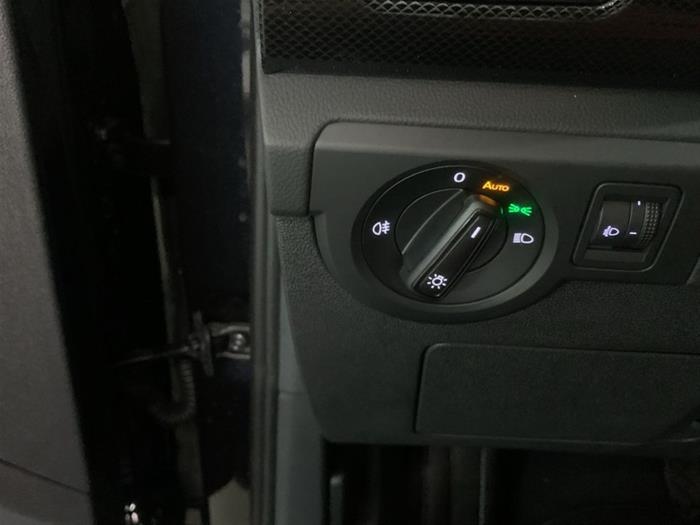 AutoVega - VOLKSWAGEN T-Cross | ID 37163