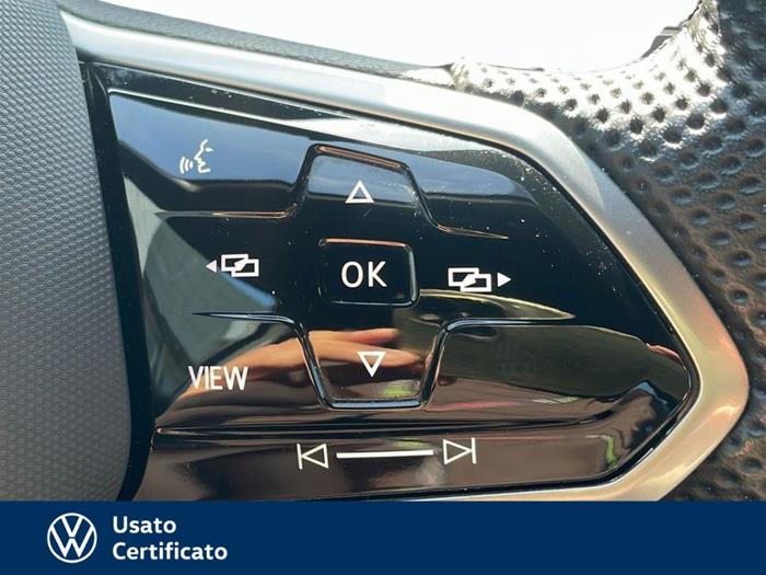 AutoVega - VOLKSWAGEN T-Roc | ID 37214