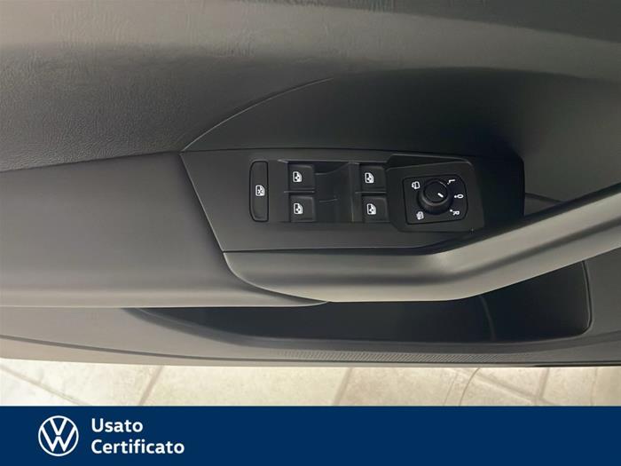 AutoVega - VOLKSWAGEN T-Cross | ID 37252