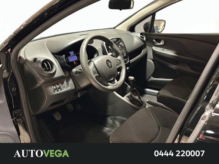 AutoVega - RENAULT Clio | ID 37353
