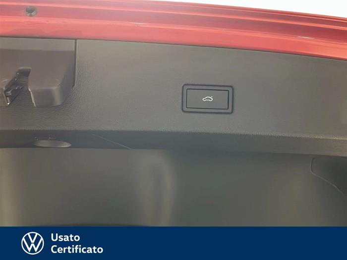 AutoVega - VOLKSWAGEN T-Roc | ID 37355
