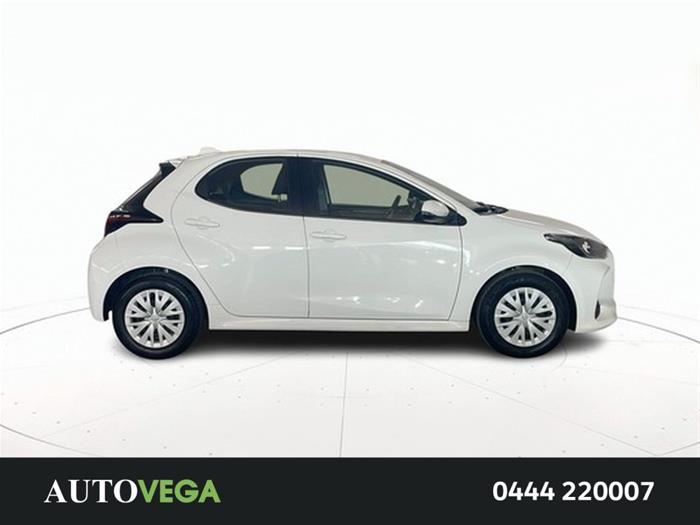 AutoVega - TOYOTA Yaris | ID 37371