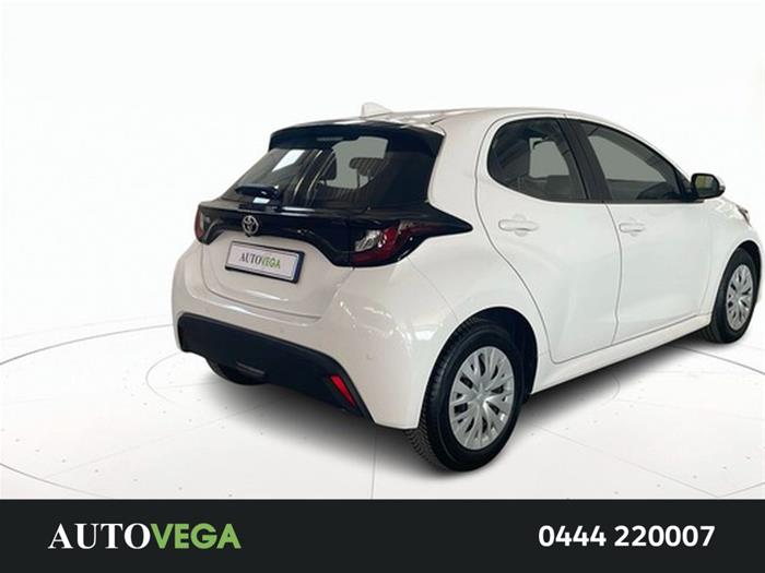AutoVega - TOYOTA Yaris | ID 37371