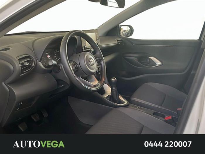 AutoVega - TOYOTA Yaris | ID 37371