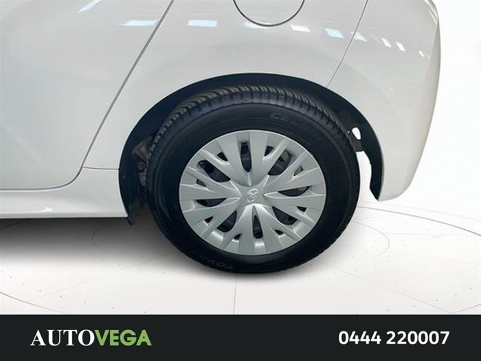 AutoVega - TOYOTA Yaris | ID 37371