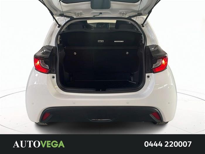 AutoVega - TOYOTA Yaris | ID 37371