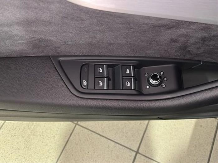 AutoVega - AUDI S4 | ID 37503