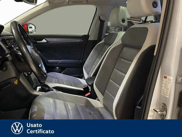 AutoVega - VOLKSWAGEN T-Roc | ID 37536