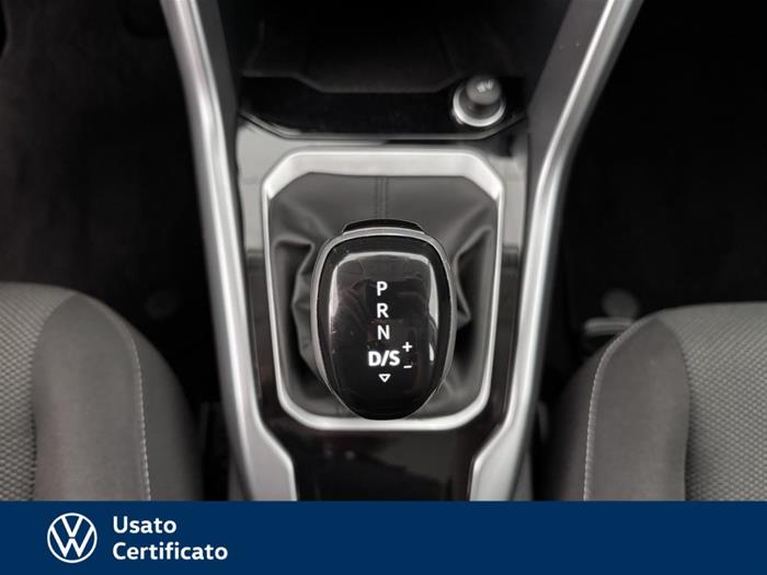 AutoVega - VOLKSWAGEN T-Roc | ID 37647