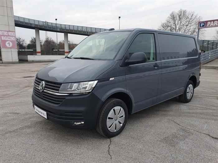 AutoVega - VOLKSWAGEN T6.1 Transporter | ID 37676
