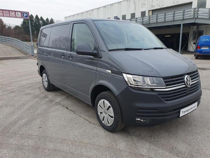 AutoVega - VOLKSWAGEN T6.1 Transporter | ID 37676