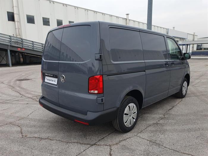 AutoVega - VOLKSWAGEN T6.1 Transporter | ID 37676