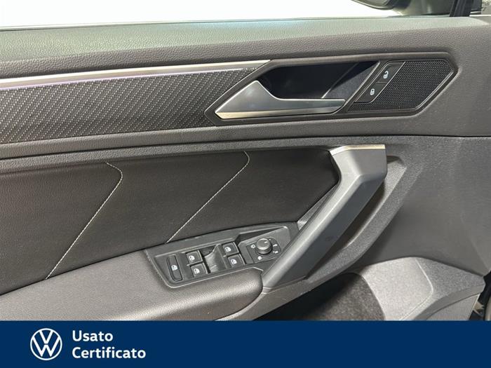 AutoVega - VOLKSWAGEN Tiguan | ID 37751