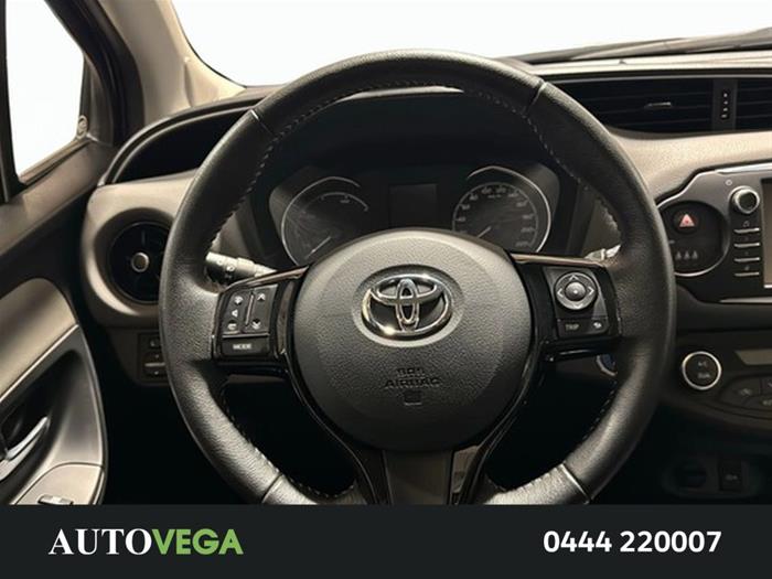 AutoVega - TOYOTA Yaris | ID 37873