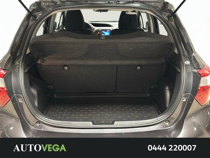 AutoVega - TOYOTA Yaris | ID 37873