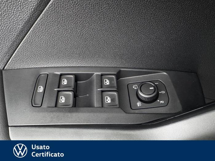 AutoVega - VOLKSWAGEN T-Cross | ID 37957