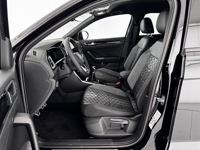 AutoVega - VOLKSWAGEN T-Roc | ID 37987