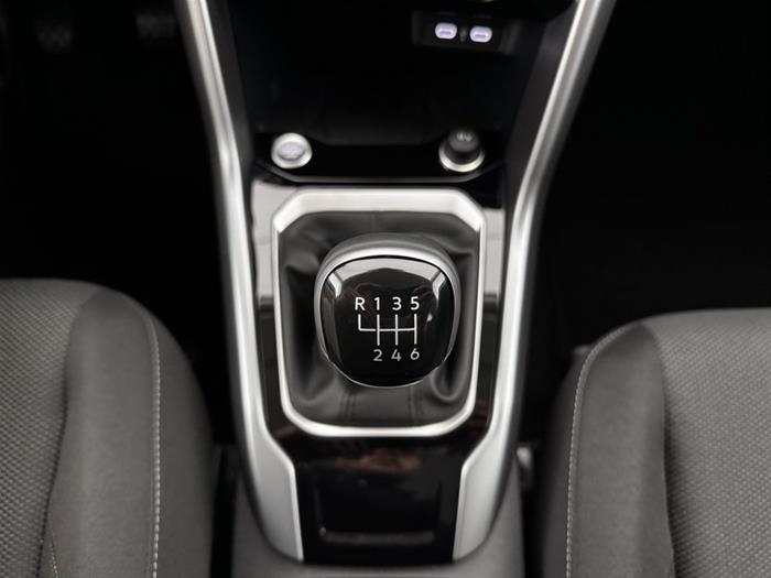 AutoVega - VOLKSWAGEN T-Roc | ID 37991