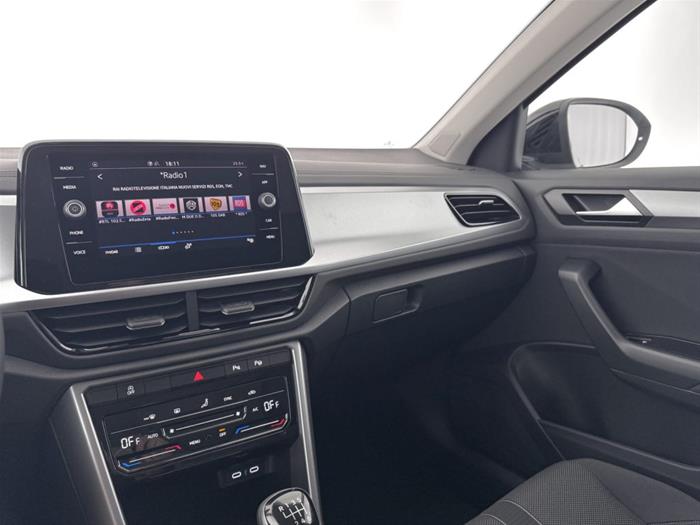 AutoVega - VOLKSWAGEN T-Roc | ID 37991