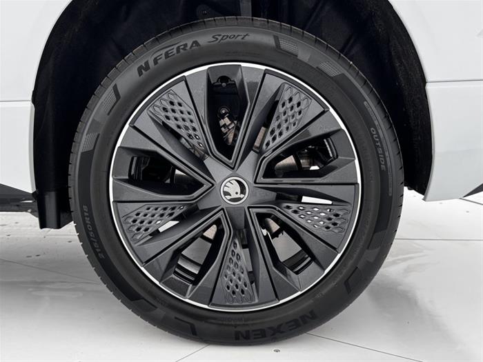 AutoVega - SKODA Karoq | ID 37988
