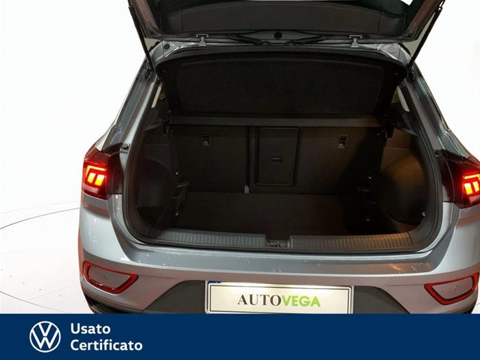 AutoVega - VOLKSWAGEN T-Roc | ID 38007