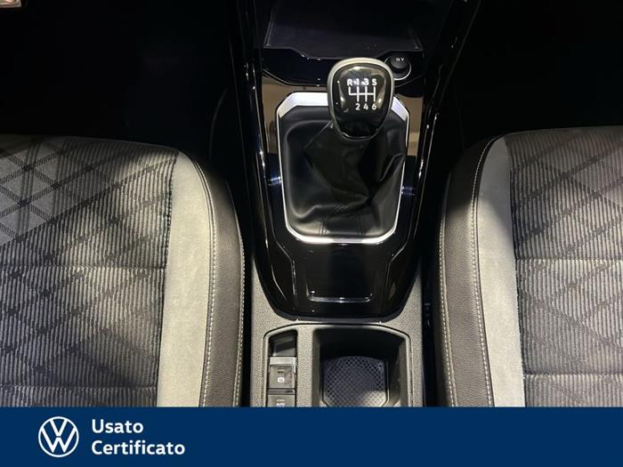 AutoVega - VOLKSWAGEN T-Roc | ID 38013
