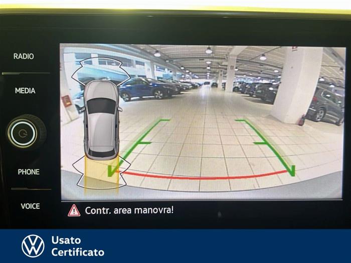 AutoVega - VOLKSWAGEN T-Roc | ID 38013