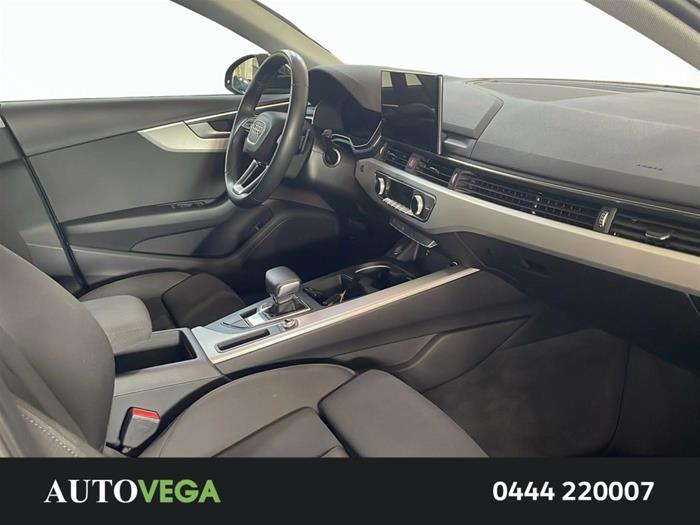 AutoVega - AUDI A4 | ID 38221