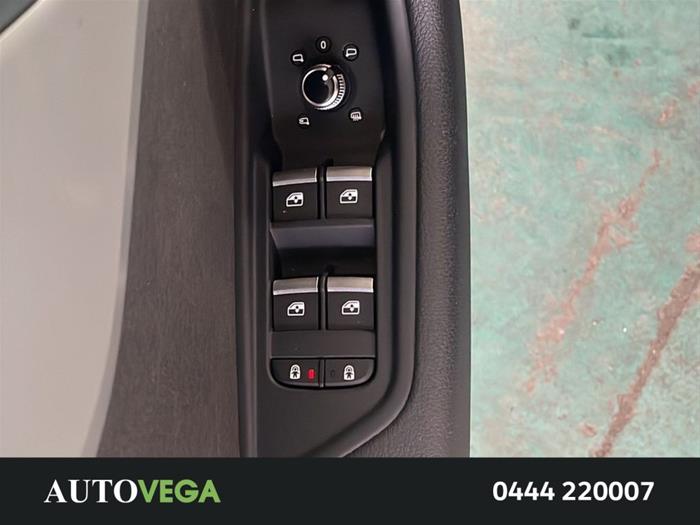AutoVega - AUDI A4 | ID 38221